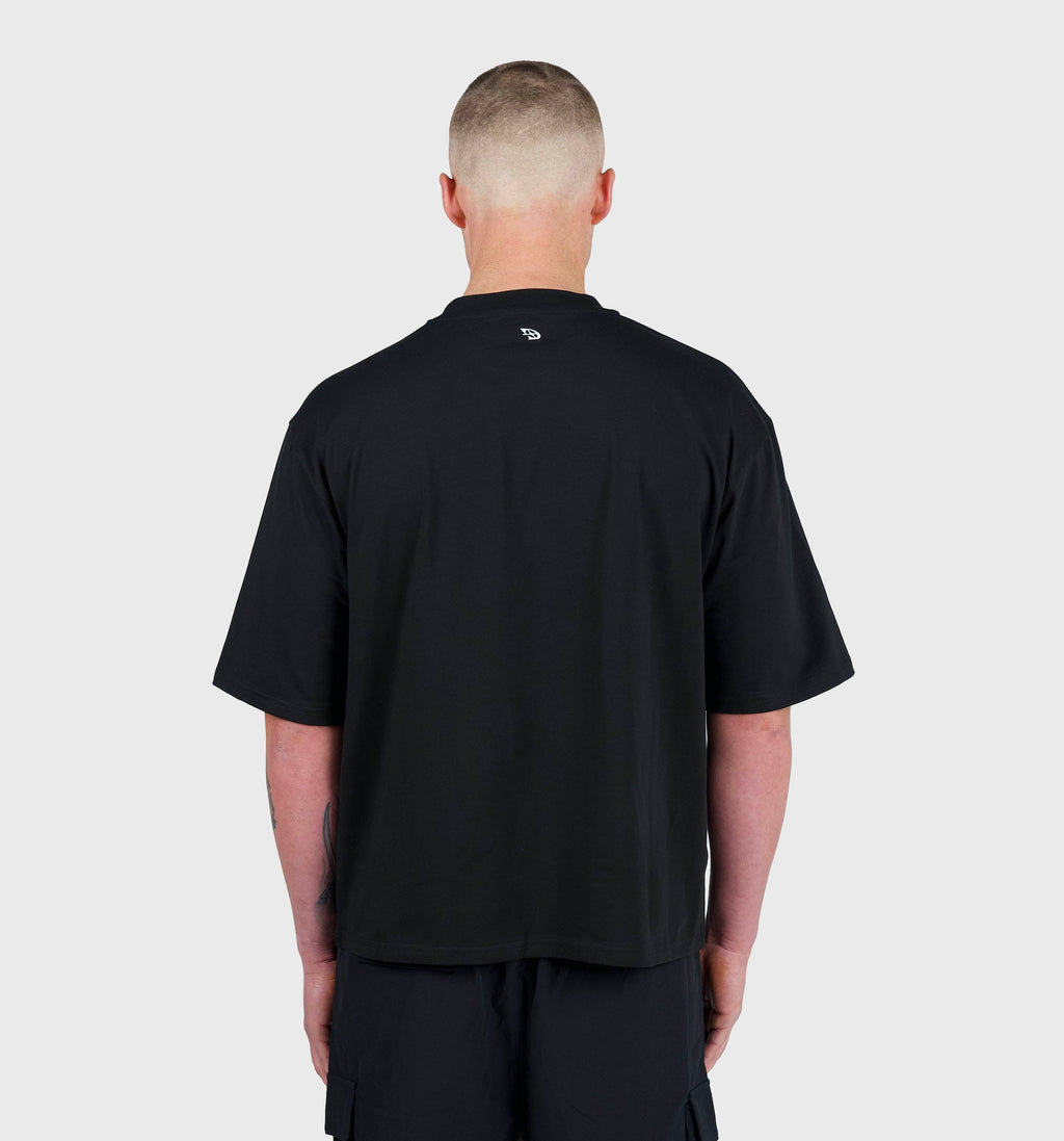 BLACK CORE T-SHIRT
