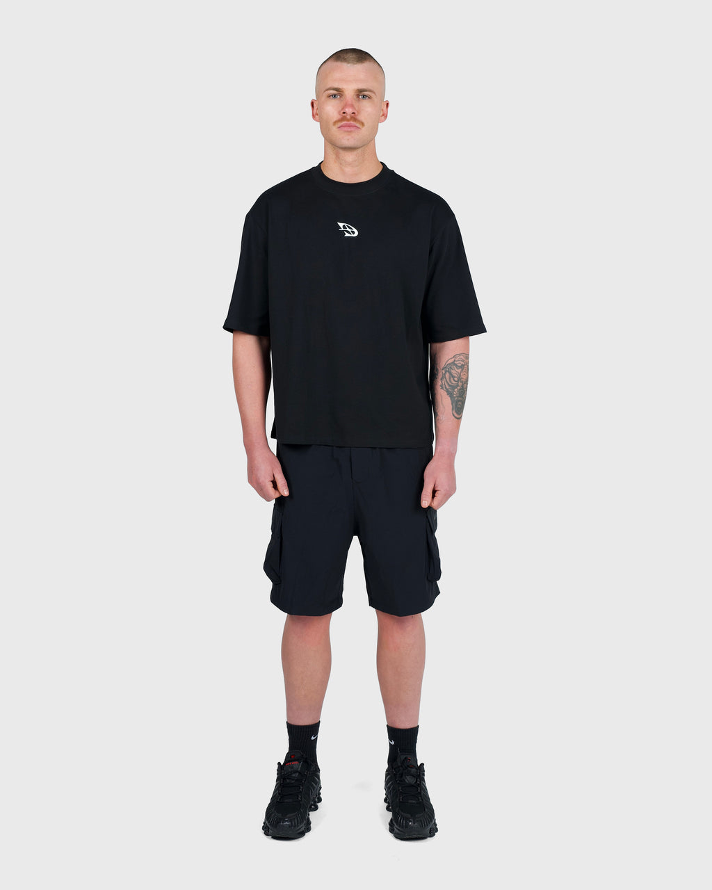 BLACK CORE T-SHIRT