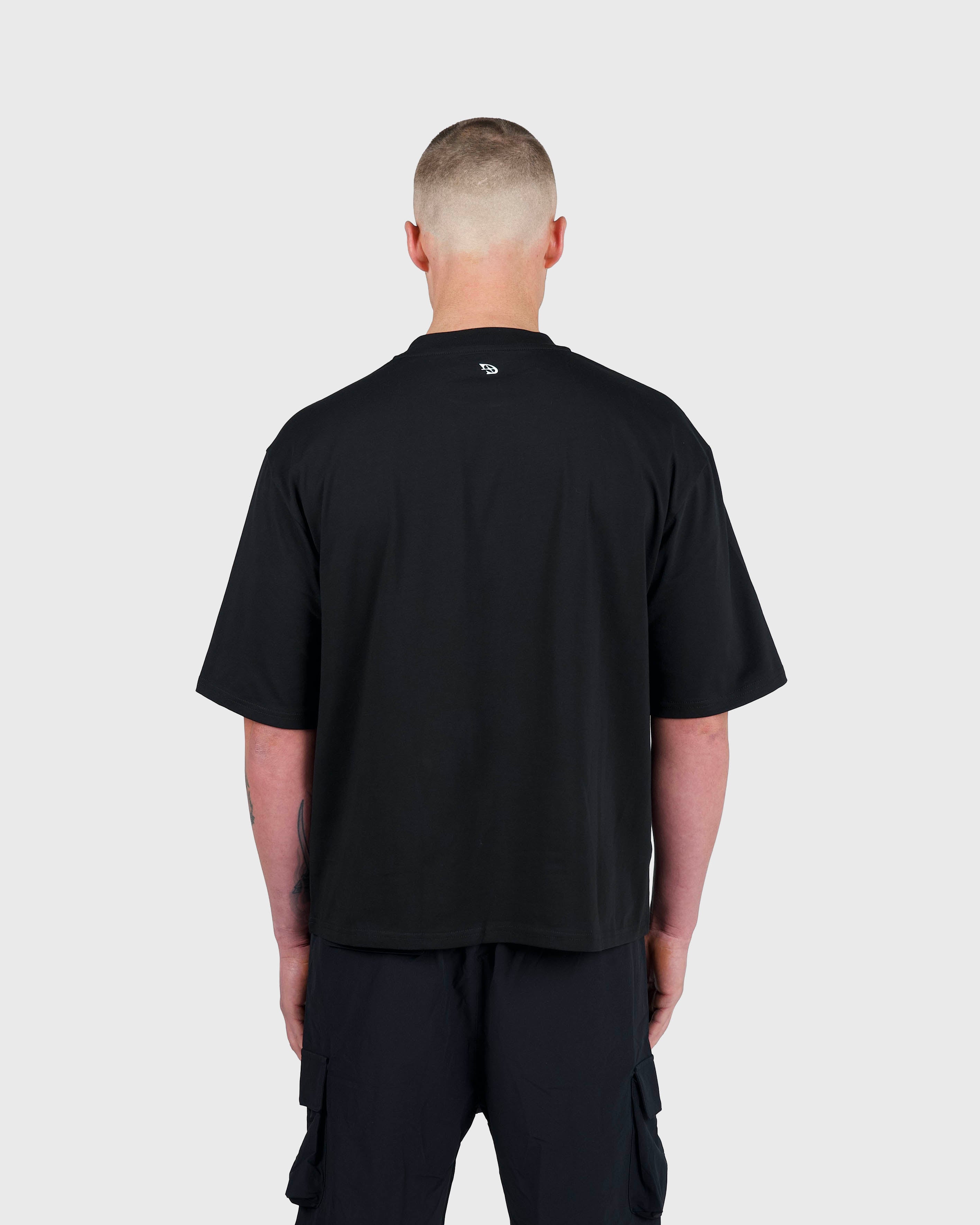 BLACK CORE T-SHIRT